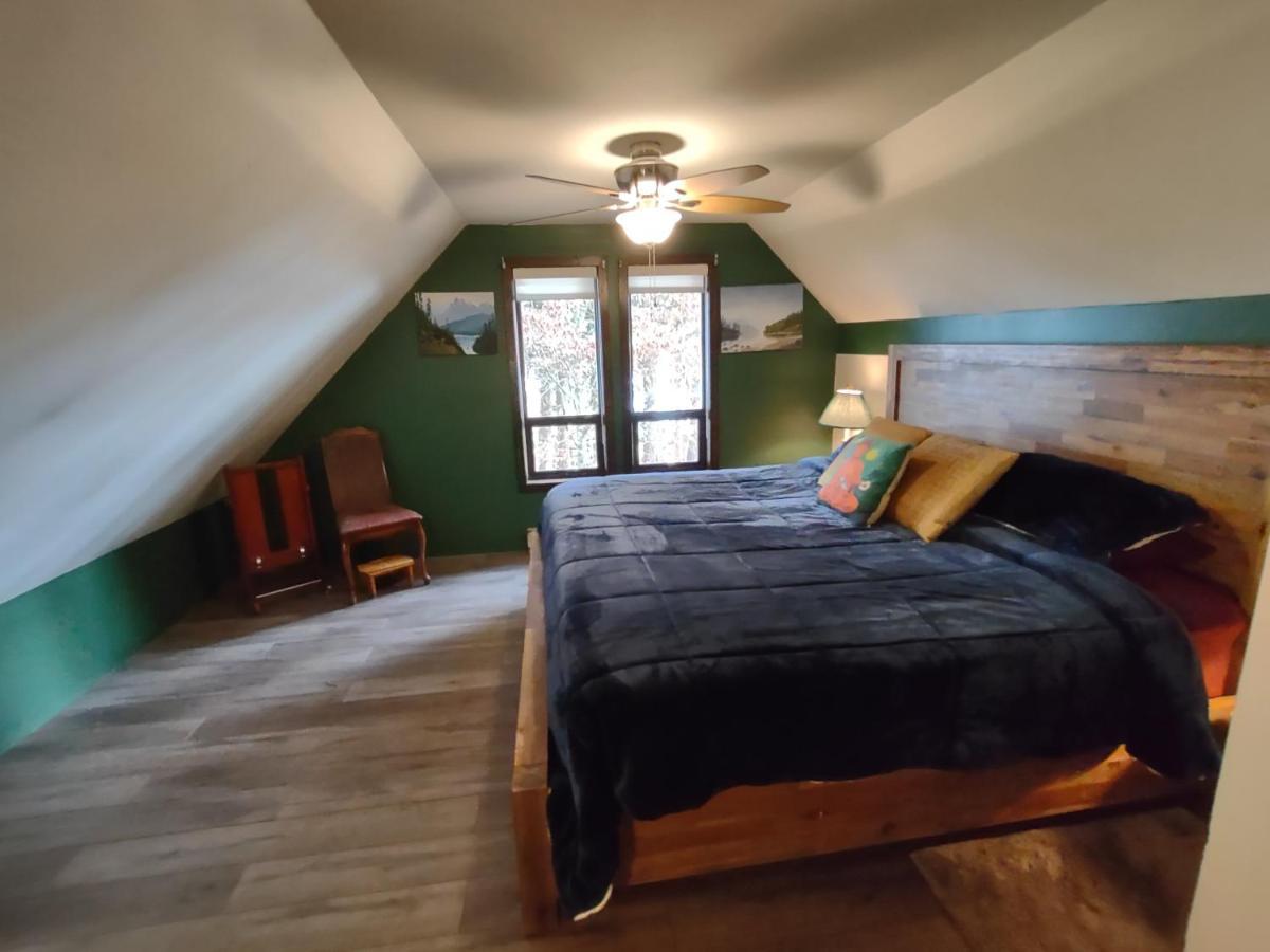 Union Bay Log Home Екстер'єр фото