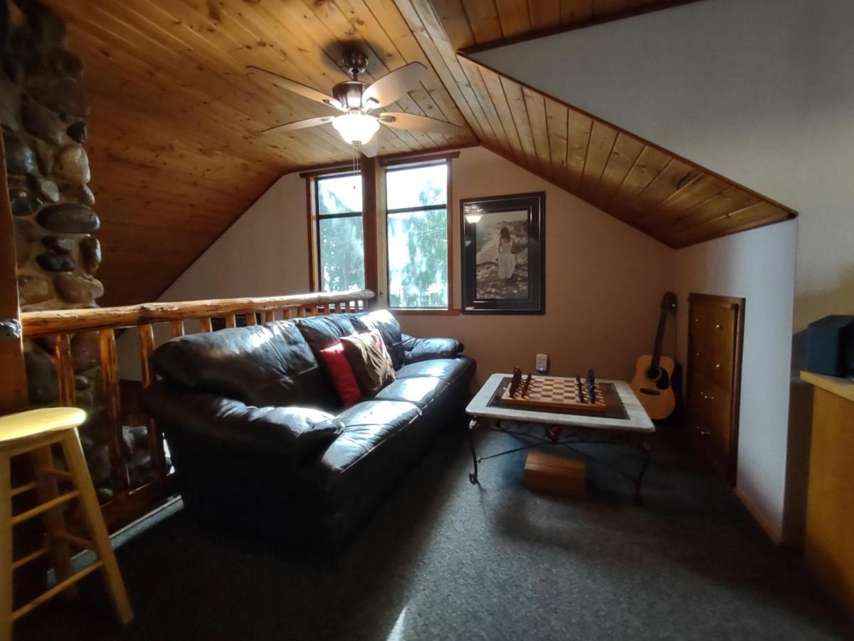 Union Bay Log Home Екстер'єр фото