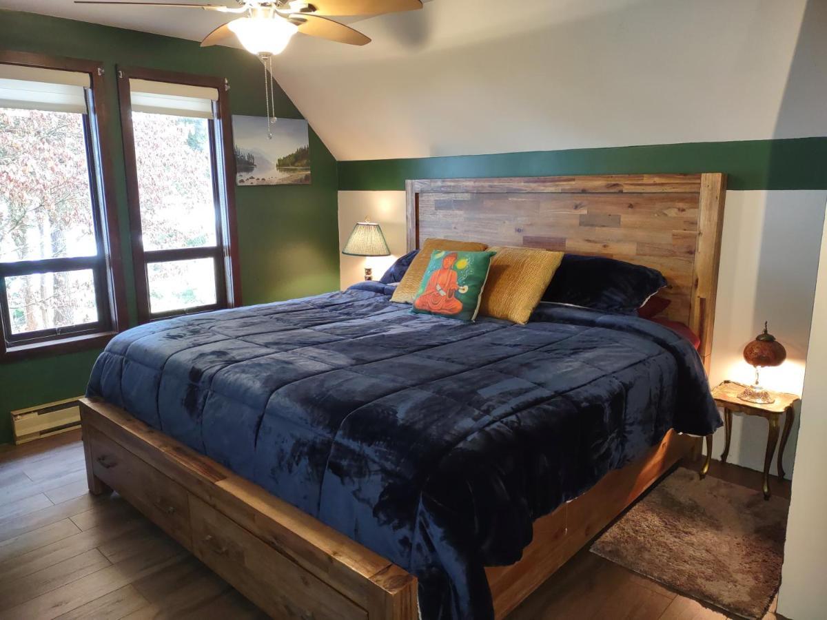 Union Bay Log Home Екстер'єр фото